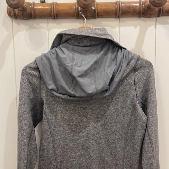 Lululemon Gray Heathered Hooded Jacket—2 Pockets—GREAT Fabric! Excellent Cond. 6 - Picture 7 of 7